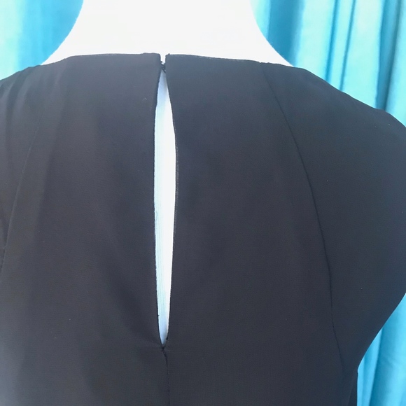 BCBG Generation Black flowing dress size M ....NWT - Picture 8 of 8